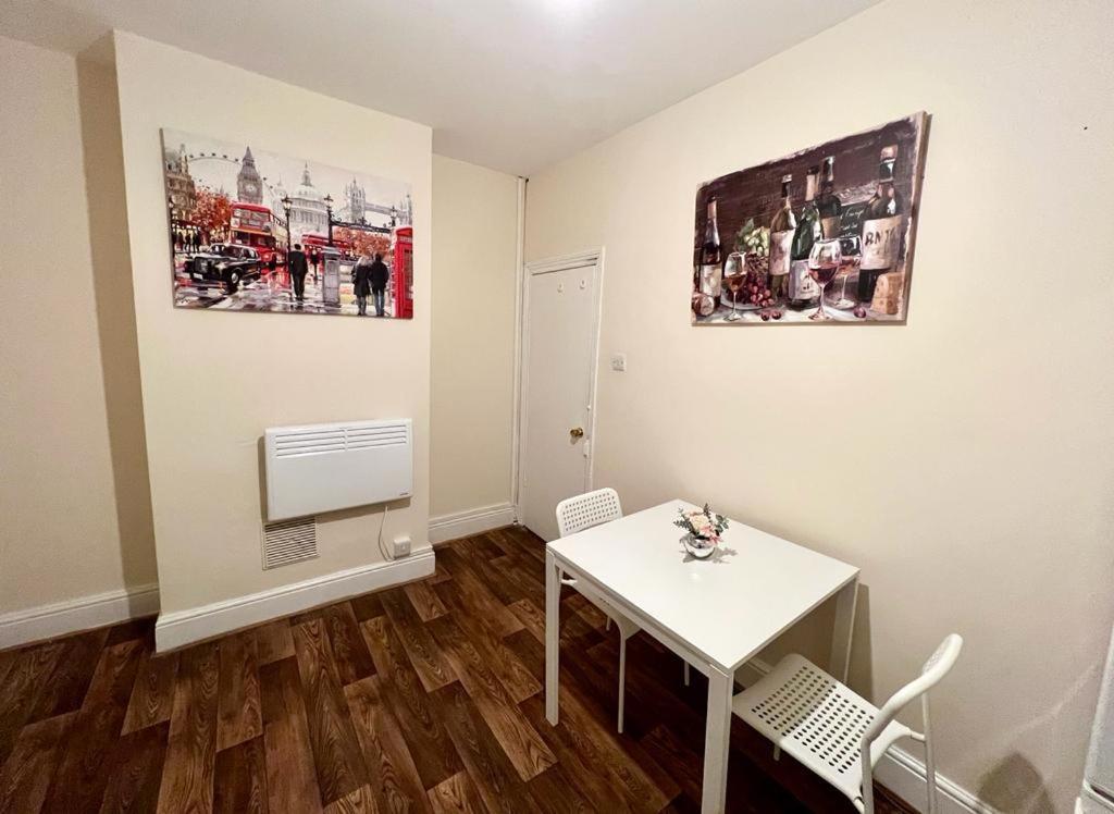 Studio Flat In Colliers Wood Διαμέρισμα Λονδίνο Εξωτερικό φωτογραφία
